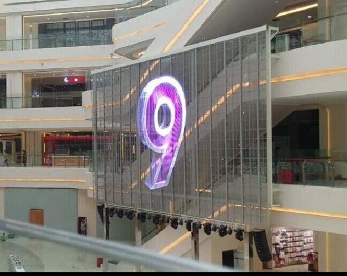 Màn hình LED trong suốt tại trung tâm thương mại