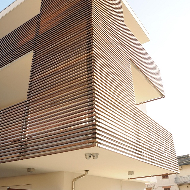 Lam chắn nắng hình hộp